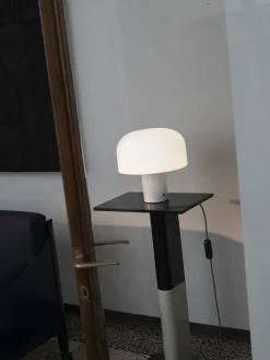 Flos Spots<Bellhop Glass Table Lamp fra