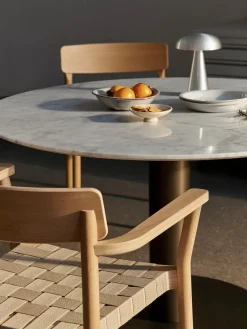 &Tradition Spisebordsstole<Betty TK9 Spisebordsstol, sortlakeret eg fra