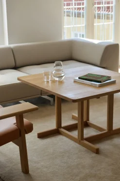 Fredericia Furniture Sofaborde<BM80 Shaker sofabord, rundt af Børge Mogensen