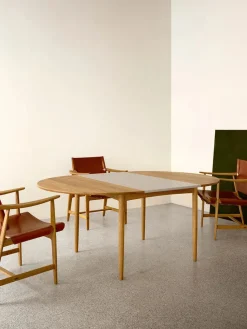 Carl Hansen & Søn Spiseborde<BM0121 Spisebord, olieret eg af Børge Mogensen