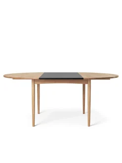 Carl Hansen & Søn Spiseborde<BM0121 Spisebord, sæbebehandlet eg af Børge Mogensen