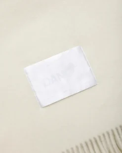 Magniberg Gaver Til Hende|Puder Og Plaider<Bold Blanket fra