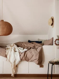 Børn Ferm Living Opbevaring På Børneværelset|Pendler<Braided Bottle lampe fra