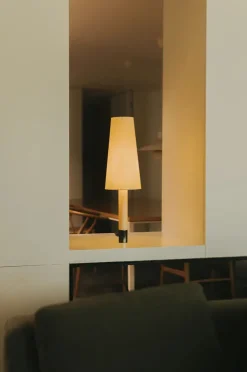 Santa & Cole Spots<Básica M2 Bordlampe fra Santa and Cole