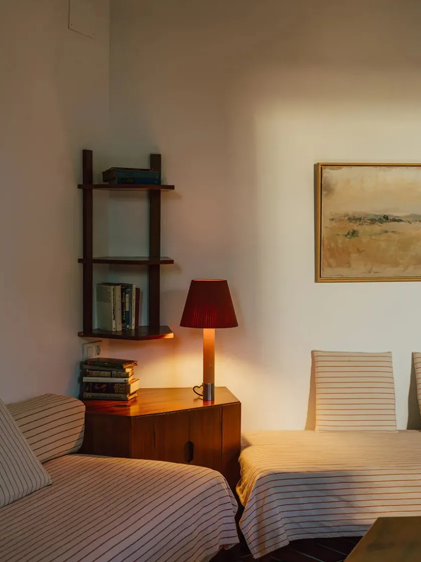 Santa & Cole Spots<Básica M2 Bordlampe fra Santa and Cole