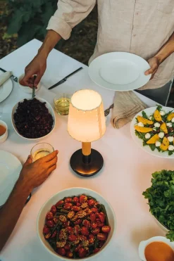 Santa & Cole Spots<Básica Mínima Bordlampe fra Santa and Cole