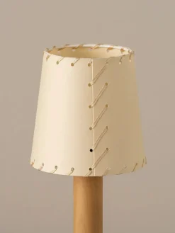 Santa & Cole Spots<Básica Mínima Bordlampe fra Santa and Cole