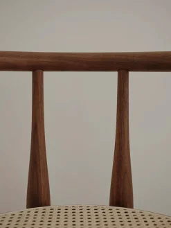 New Works Spisebordsstole<Bukowski Chair m. Fransk Flet, valnød fra