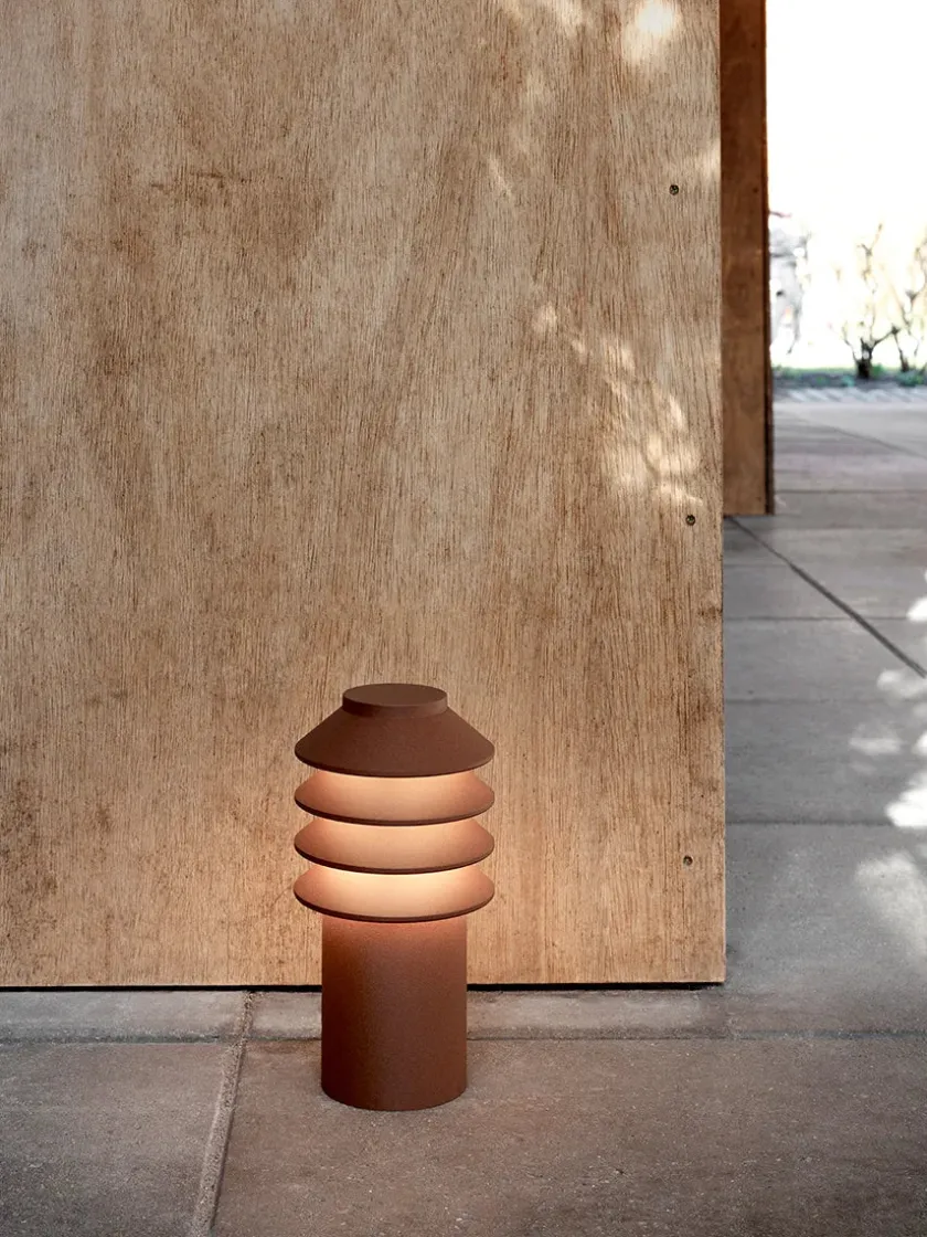 Louis Poulsen Udendørslamper|Spots<Bysted Garden Corten, Lav fra