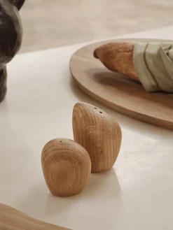 Ferm Living Service<Cairn Salt & Pepper Shakers fra