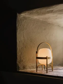 Santa & Cole Spots<Cestita Lampe fra Santa and Cole