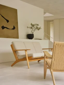 Carl Hansen & Søn Sofaer<CH293 3 pers. sofa, eg olie af Hans J. Wegner