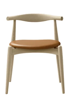 Carl Hansen & Søn Spisebordsstole<CH20 Elbow Chair i eg sæbe/SIF 92 af Hans J. Wegner
