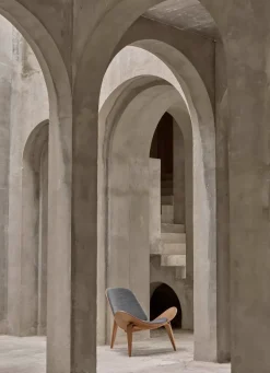 Carl Hansen & Søn Loungestole|Lænestole<CH07 Skalstol, farvet af Hans J. Wegner