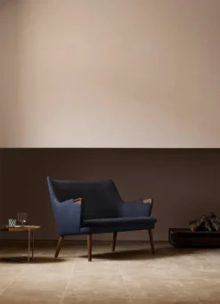 Carl Hansen & Søn Sofaer<CH72 Sofa af Hans J. Wegner