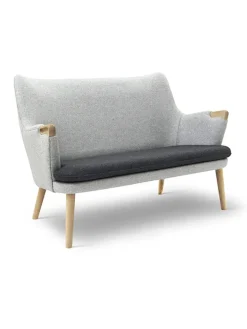Carl Hansen & Søn Sofaer<CH72 Sofa af Hans J. Wegner
