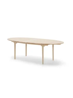 Carl Hansen & Søn Spiseborde<CH339 Spisebord, sæbebehandlet eg fra Carl Hansen