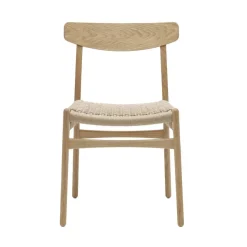 Carl Hansen & Søn Spisebordsstole<CH23 Spisestol, eg hvidolie af Hans J. Wegner