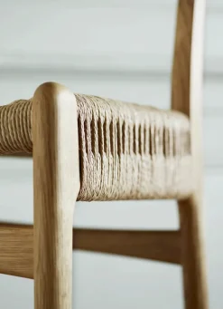 Carl Hansen & Søn Spisebordsstole<CH23 Spisestol, eg hvidolie af Hans J. Wegner