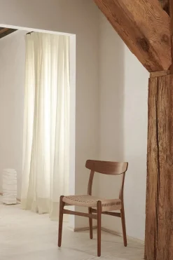 Carl Hansen & Søn Spisebordsstole<CH23 Spisestol, eg hvidolie af Hans J. Wegner
