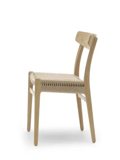 Carl Hansen & Søn Spisebordsstole<CH23 Spisestol, eg sæbe af Hans J. Wegner