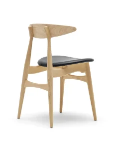 Carl Hansen & Søn Spisebordsstole<CH33 Stol, sæbebehandlet eg/sort læder af Hans J. Wegner