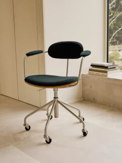 Carl Hansen & Søn Kontorstole<CH621 Swivel stol, eg olie af Hans J. Wegner