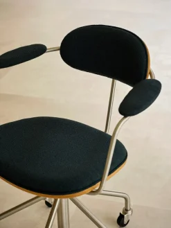 Carl Hansen & Søn Kontorstole<CH621 Swivel stol, eg olie af Hans J. Wegner