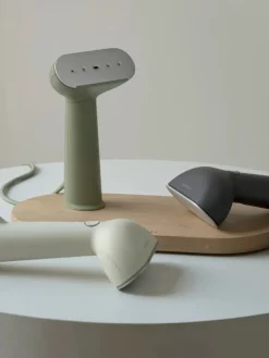 Steamery Stockholm Gaver Til Ham<Cirrus No.3 Iron Steamer, Charcoal fra