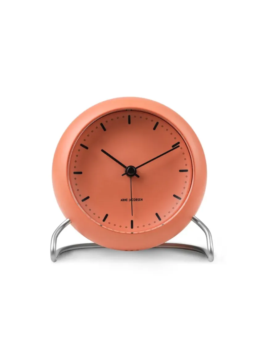 Arne Jacobsen Clocks Gaver Til Ham<City Hall Bordur, sandy beige af Arne Jacobsen