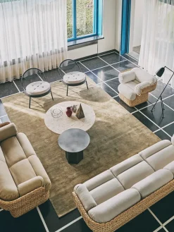 GUBI Lænestole<Copacabana Lounge Chair, black semi matt fra