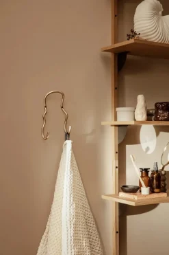Ferm Living Knagerækker|Entrémøbler<Curvature Double Hook fra