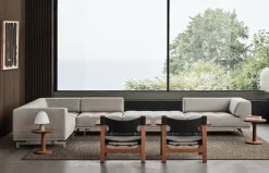 Fredericia Furniture Lænestole<Den Spanske Stol i mørkebrun læder, valnød olie af Børge Mogensen