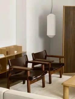 Fredericia Furniture Lænestole<Den Spanske Stol i mørkebrun læder, Røget eg olie af Børge Mogensen