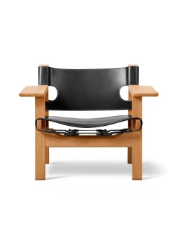 Fredericia Furniture Lænestole<Den Spanske Stol i sort læder, eg sæbe af Børge Mogensen