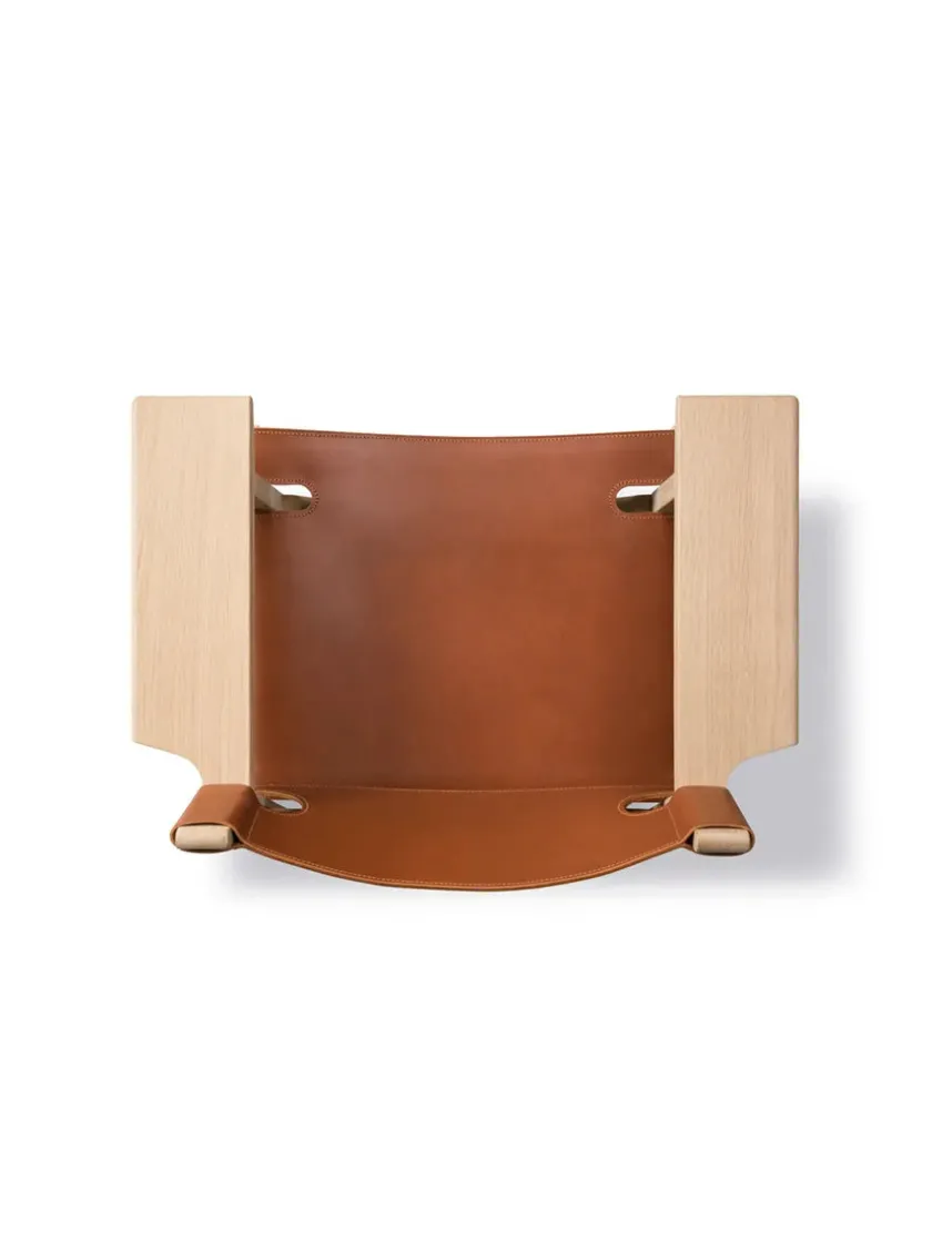 Fredericia Furniture Lænestole<Den Spanske Stol i sort læder, røget eg olie af Børge Mogensen