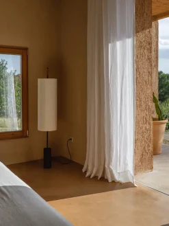 Santa & Cole Gulvlamper|Spots<Dórica Gulvlampe fra Santa and Cole