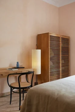 Santa & Cole Gulvlamper|Spots<Dórica Gulvlampe fra Santa and Cole