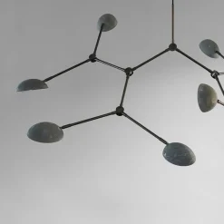 101 Copenhagen Lysekroner|Spots<Drop Chandelier, oxidized fra