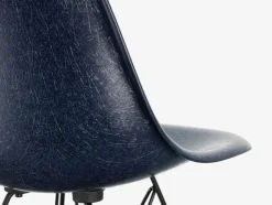 Vitra Spisebordsstole<Eames Fiberglass Chair DSW, sortlakeret ahorn fra