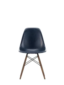 Vitra Spisebordsstole<Eames Fiberglass Chair DSW, mørkbejdset ahorn fra