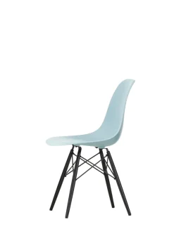 Vitra Spisebordsstole<Eames Plastic Side Chair DSW, sortlakeret ahorntræ fra