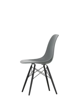 Vitra Spisebordsstole<Eames Plastic Side Chair DSW, sortlakeret ahorntræ fra