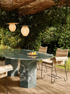 GUBI Haveborde<Epic Outdoor Dining Table, elliptical fra