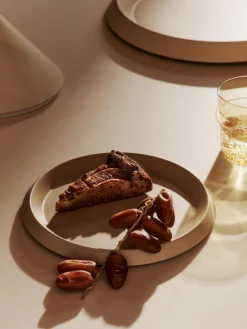 Ferm Living Service<Erena Dinner Plate Ø29 Cream, middagstallerken fra