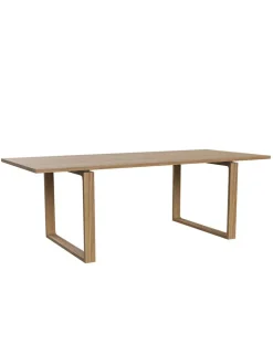 Fritz Hansen Spiseborde<Essay Spisebord af Cecilie Manz