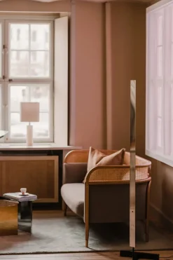 Anour Gulvlamper|Spots<F Model gulvlampe fra