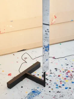 Anour Gulvlamper|Spots<F Model gulvlampe fra