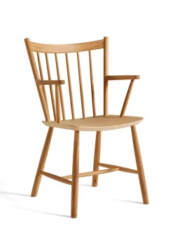 HAY Spisebordsstole<FDB J104 Spisestol, dark oiled oak fra