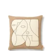 Ferm Living Puder Og Plaider|Puder<Figure Cushion, dark taupe/off-white fra